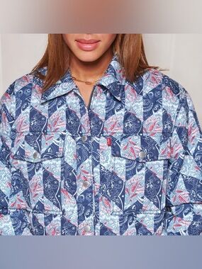 NWT Levi’s Diamond Quilted Lightweight  Paisley Jacket